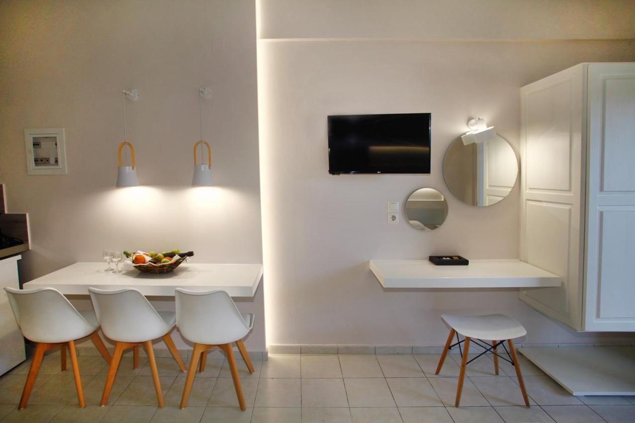Studios Vasilis Apartment Agia Marina (Crete)