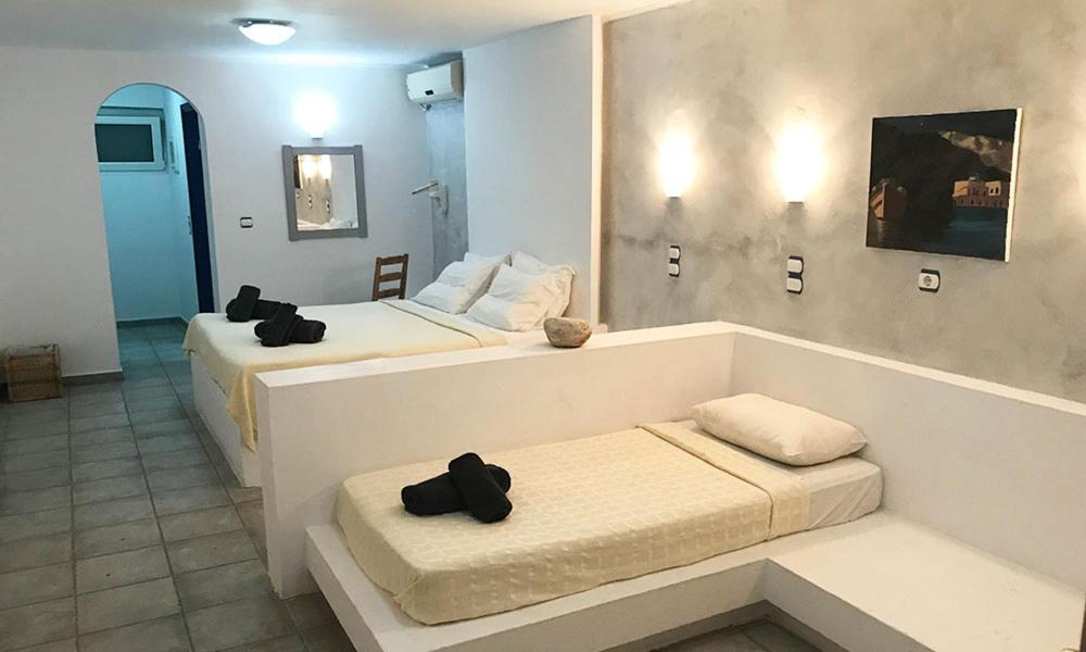 Nerissa Hotel Adamantas (Milos)