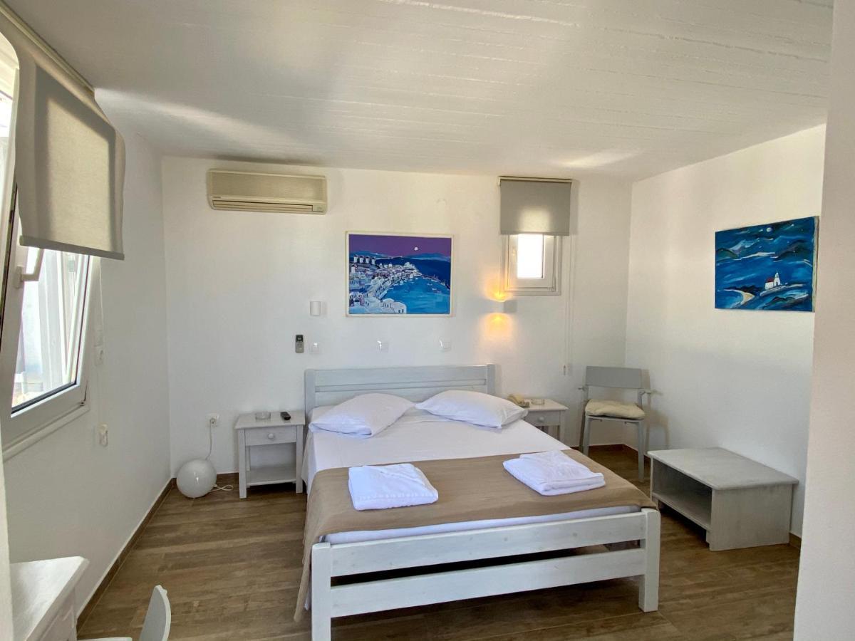 Maria Elena - Hotel *