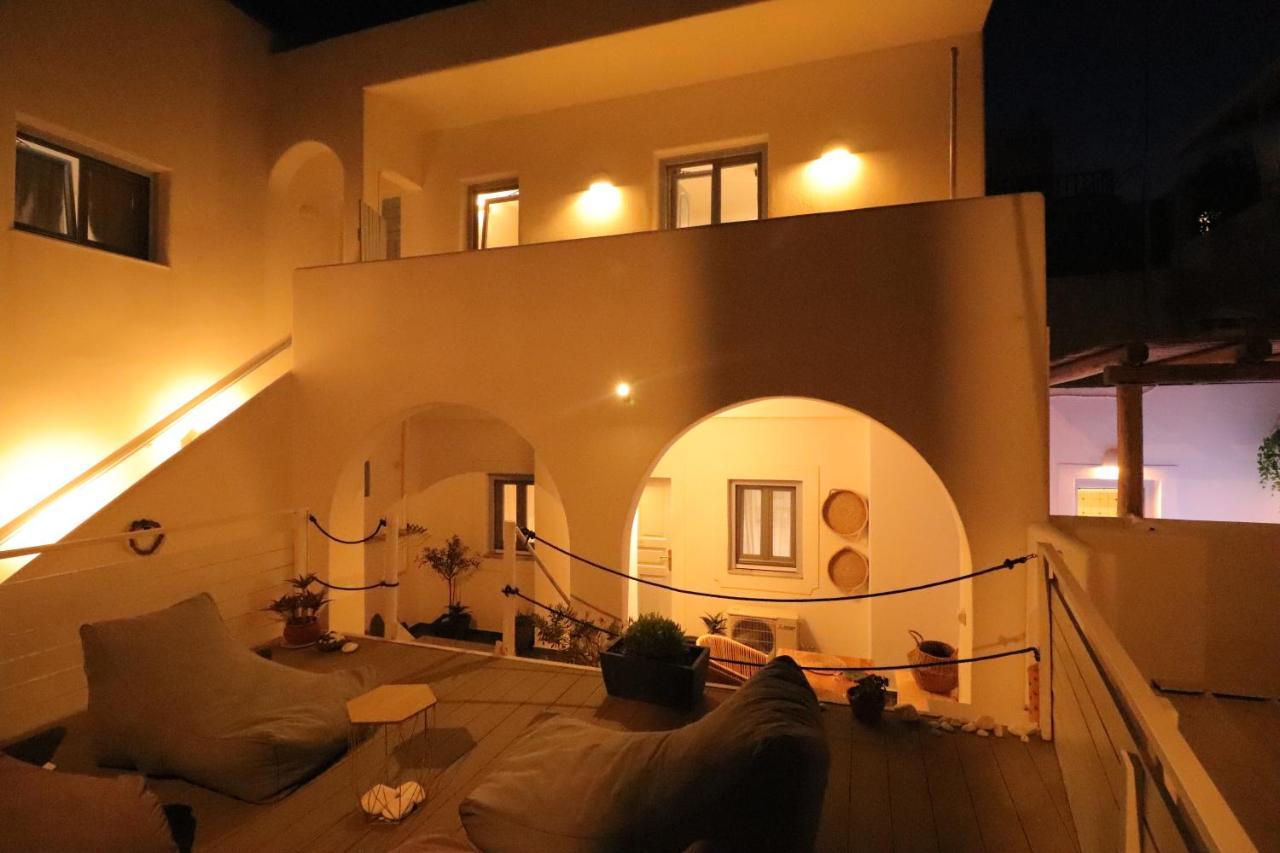 Elkaza Fira (Santorini)