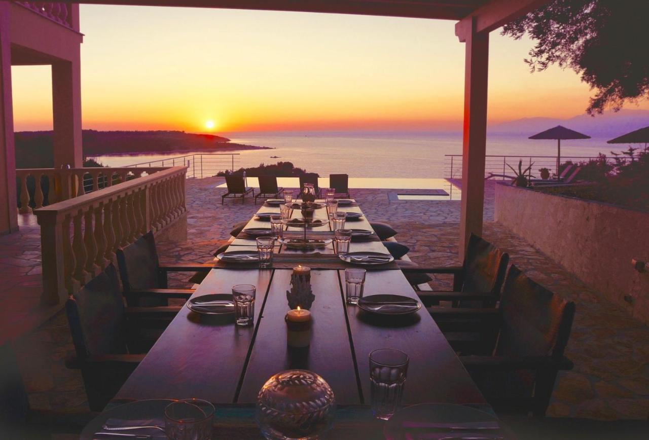 Beachfront Seasun By Posarellivillas * Agios Spyridon (Corfu)