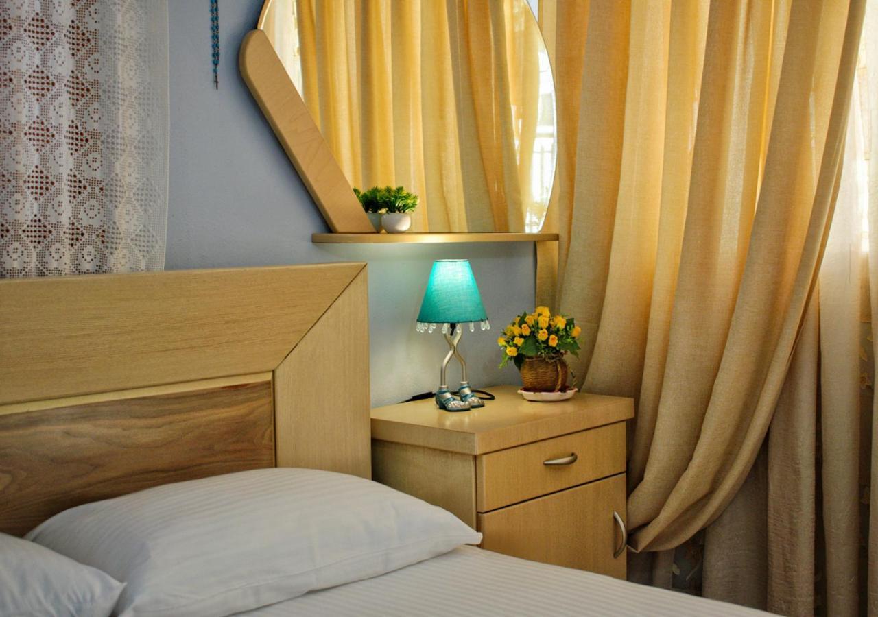 And Meri Apartment *