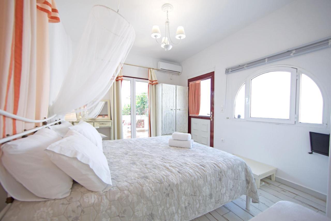 Aparthotel Katapoliani No.3