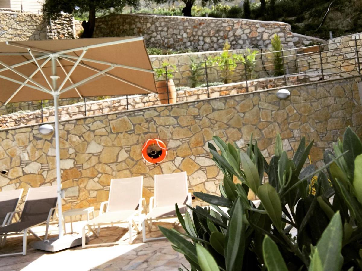 Asaya Hills Villa *