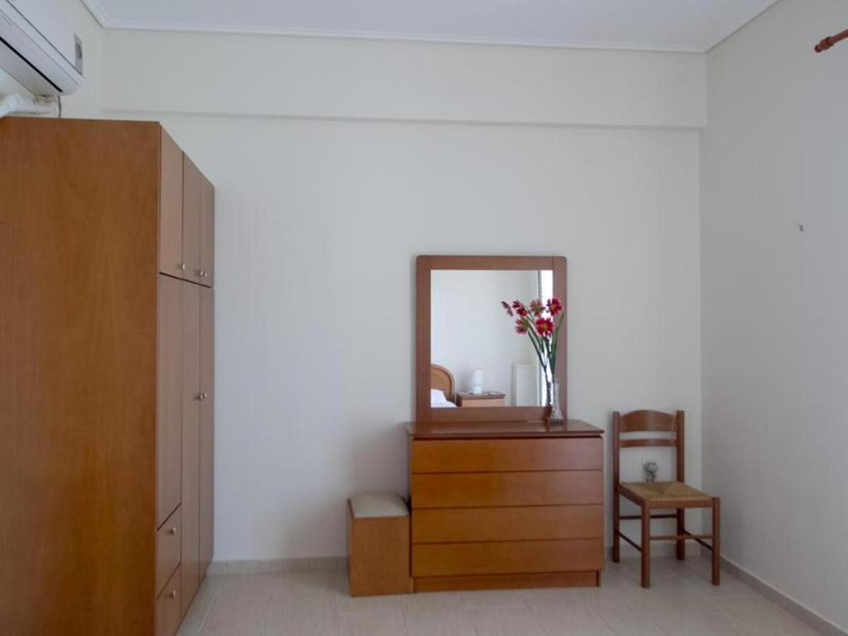 8 Furnished In For Rent. Apartment