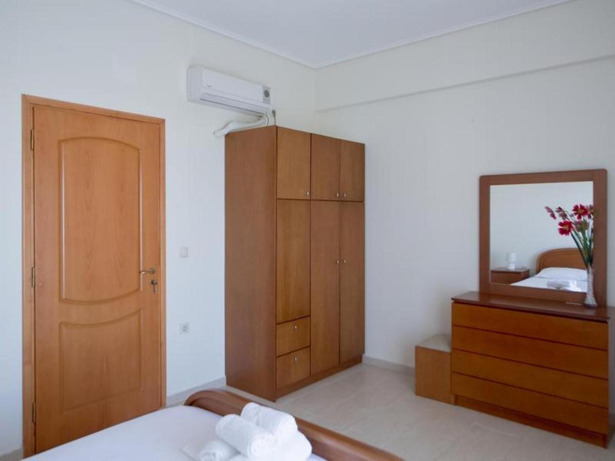 8 Furnished In For Rent. Stoupa