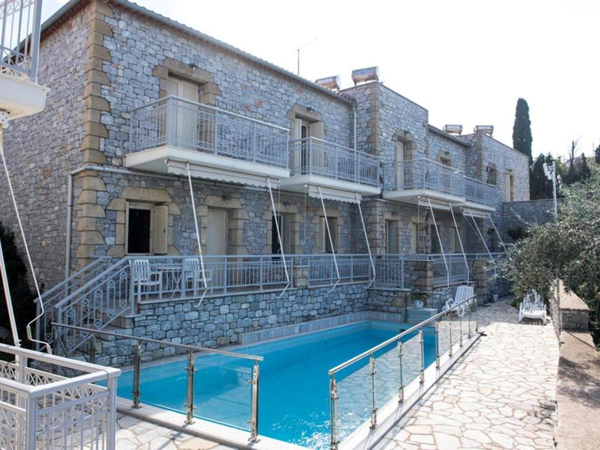 8 Furnished In For Rent. * Stoupa
