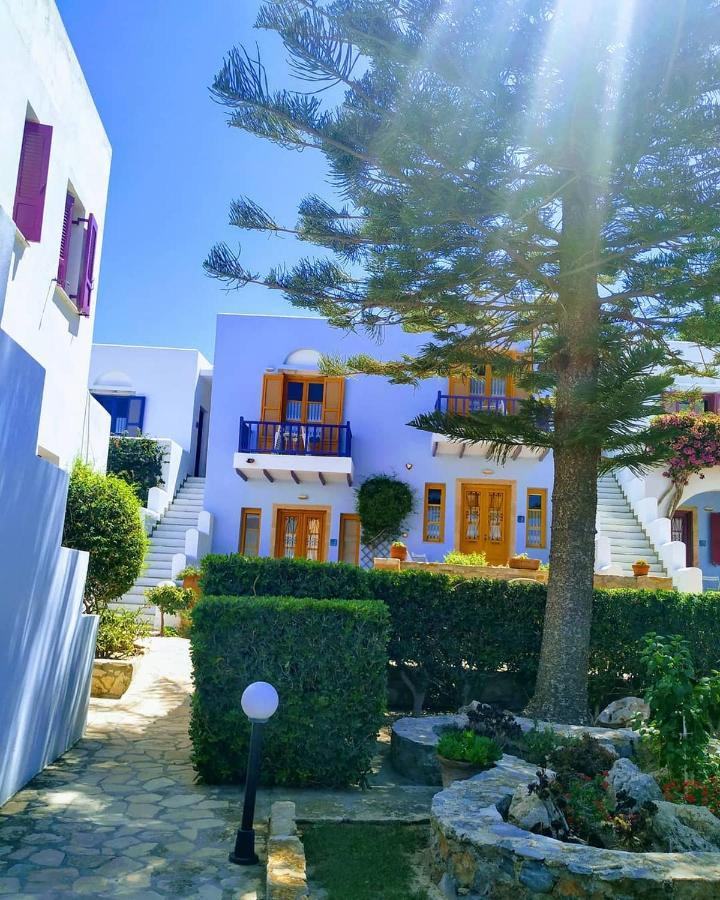 Nefeli Leros Aparthotel 3*