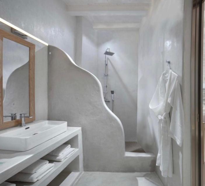 Crystal Aparthotel