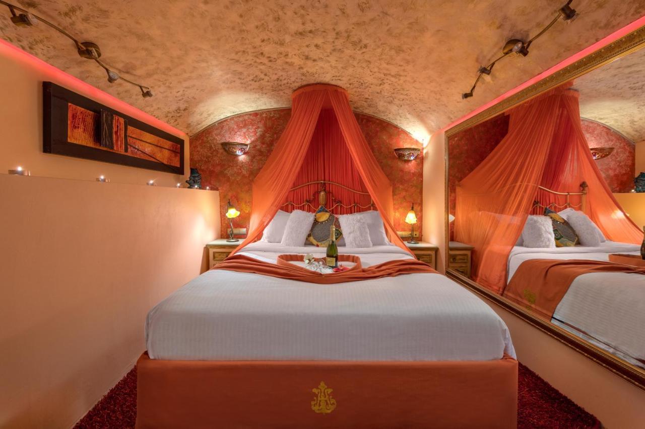 Nikos Takis Fashion Boutique Hotel 4*