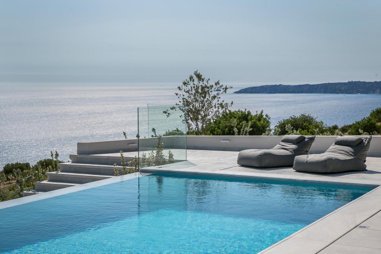 Villa Oikos Boutique Residences Plateies