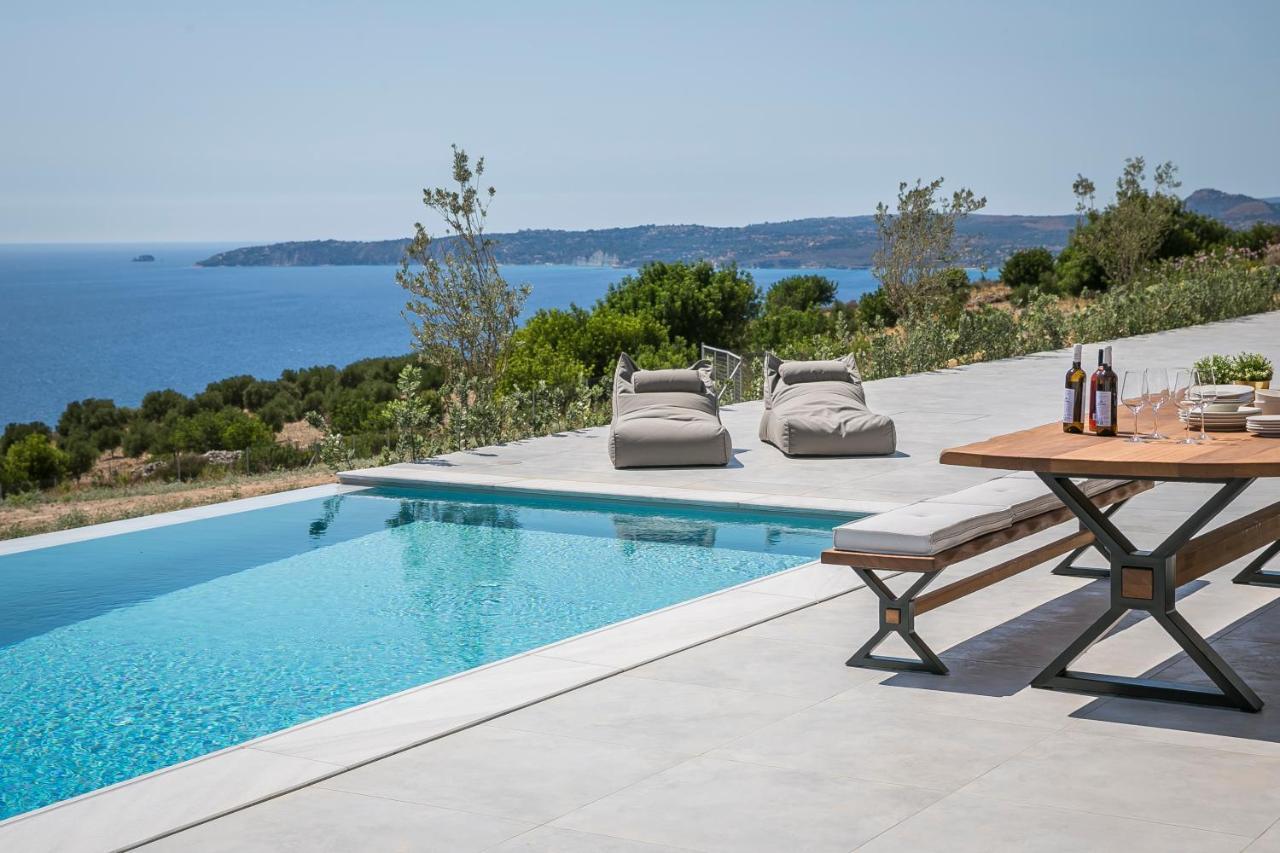 Villa Oikos Boutique Residences