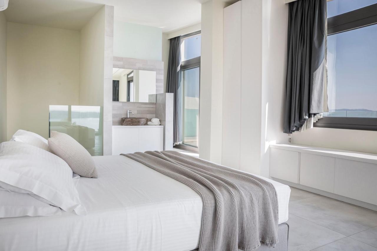 Oikos Boutique Residences Villa *