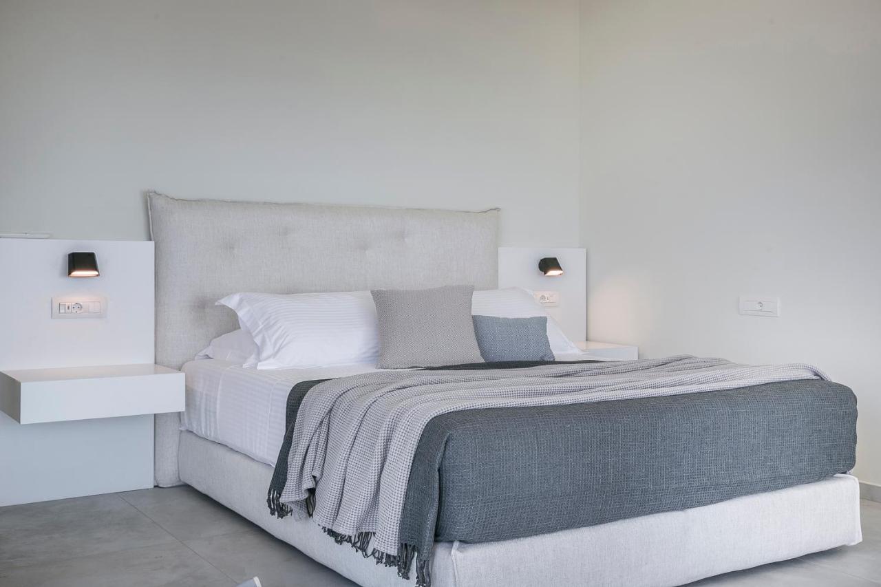 Oikos Boutique Residences Villa *