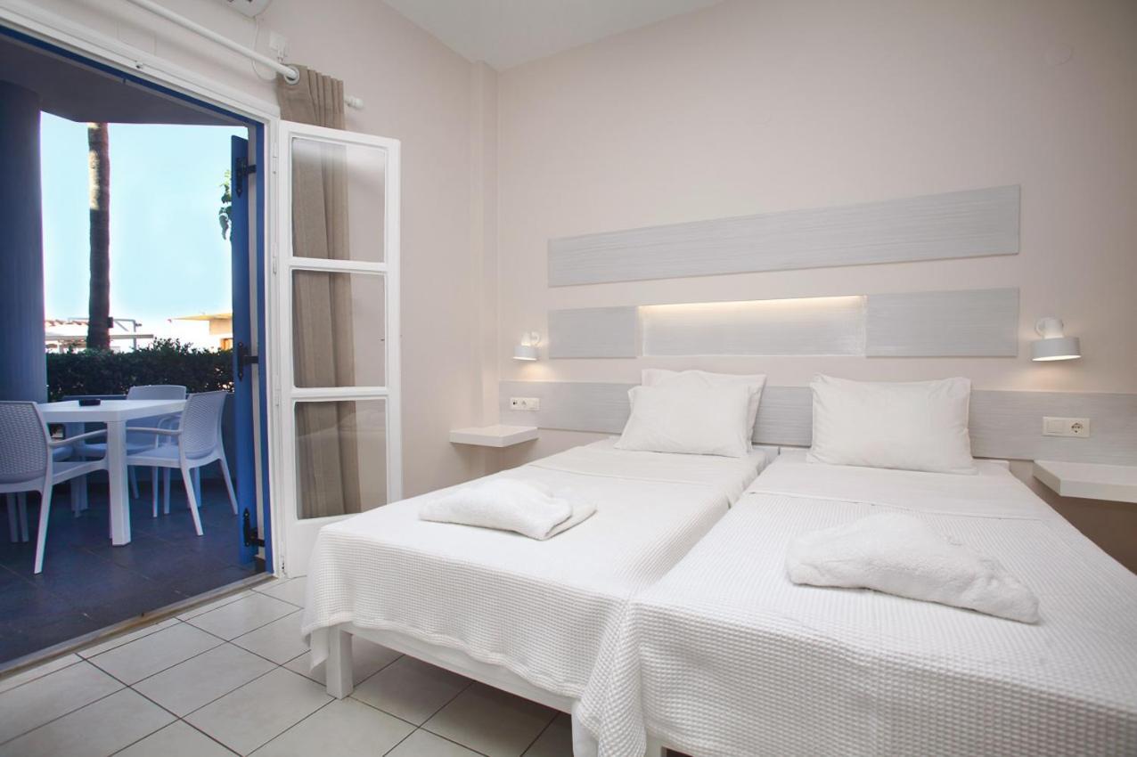 Studios Vasilis Agia Marina (Crete)