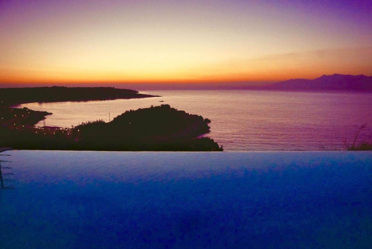 Beachfront Seasun By Posarellivillas * Agios Spyridon (Corfu)