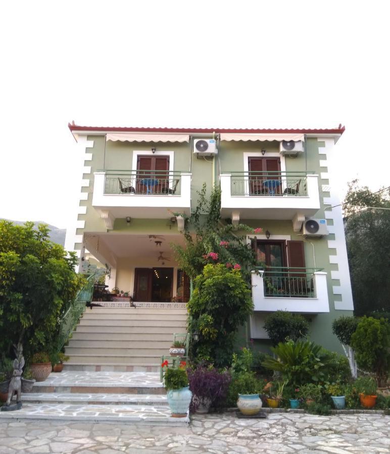 Harmony Aparthotel 2*