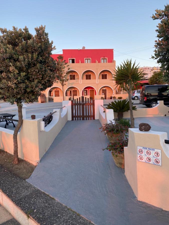 Romantic 3* Exo Katikies (Santorini)
