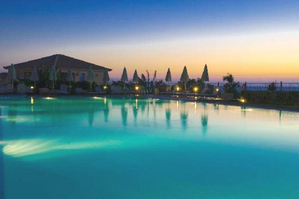 Aparthotel Astra Village And Livathos (Kefalonia)