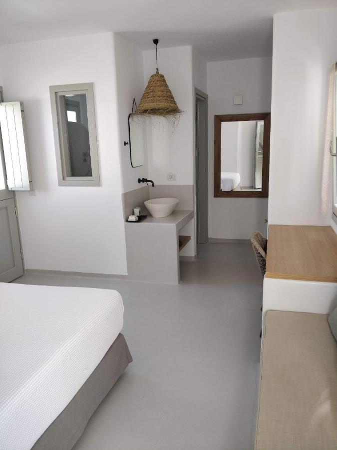 Psathaki Aparthotel *
