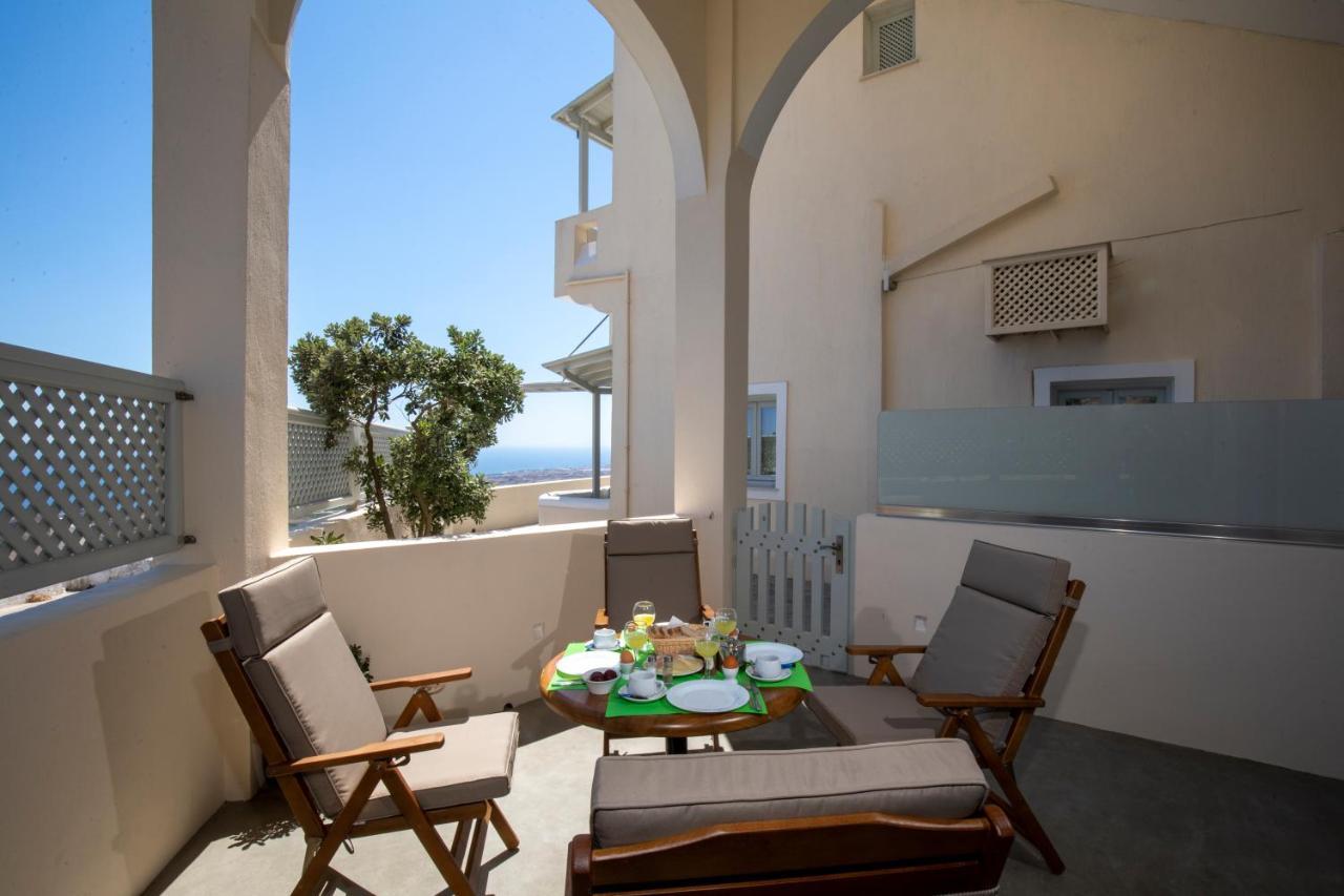 Erato Fira (Santorini)