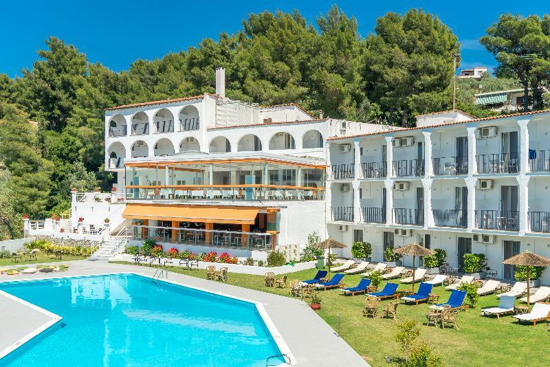 Aparthotel Takis 3*