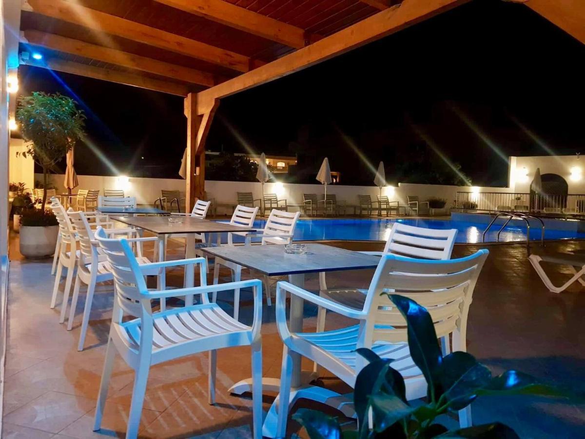 Aparthotel Kasapakis & 3*
