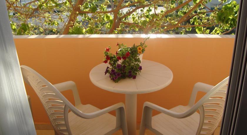 Hotel Athina 3*