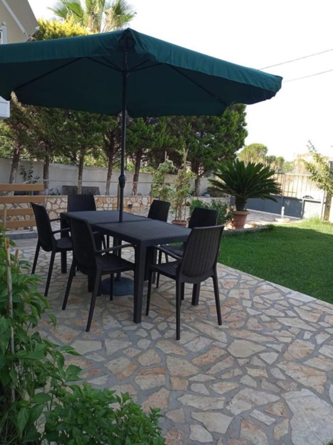 Asfodelos Apartment