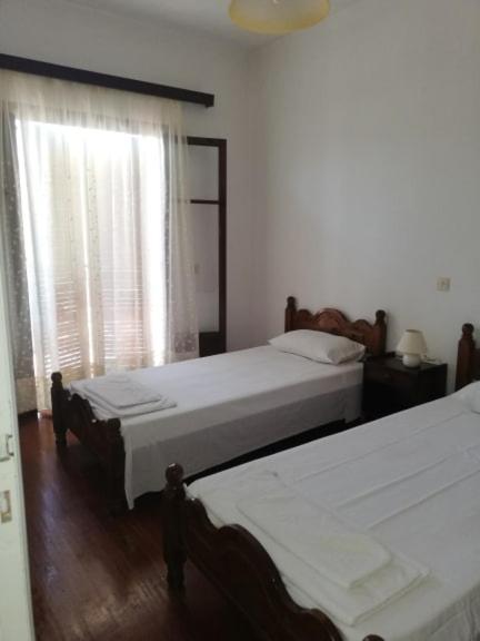 Dimitrakis Apartment