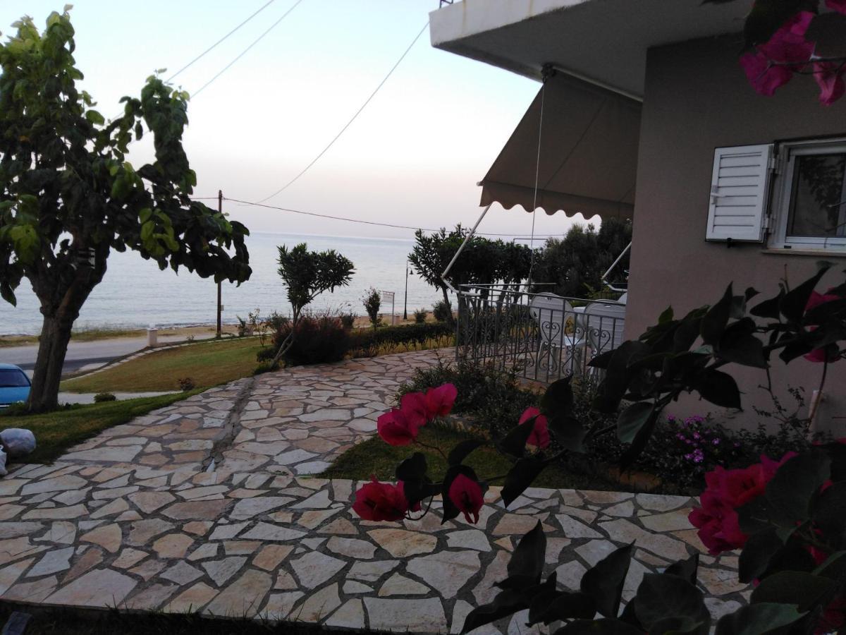 Akrothalassia Aparthotel
