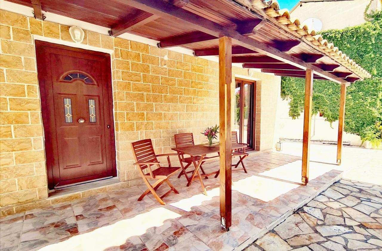 Irini Studios Apartment Alykes (Zakynthos)