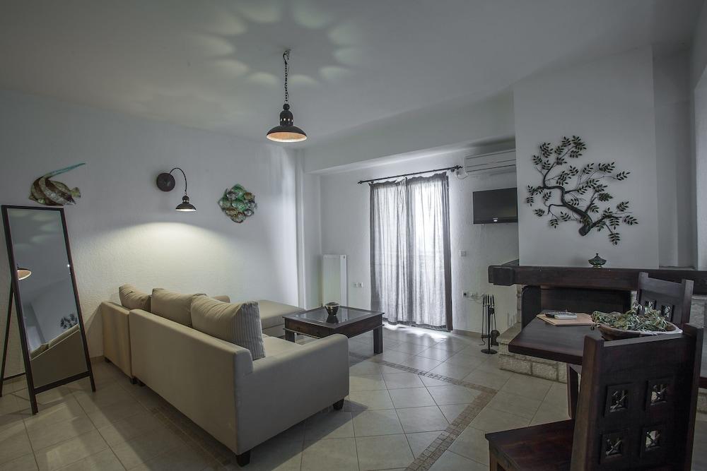 Natura Club & - Adults Only