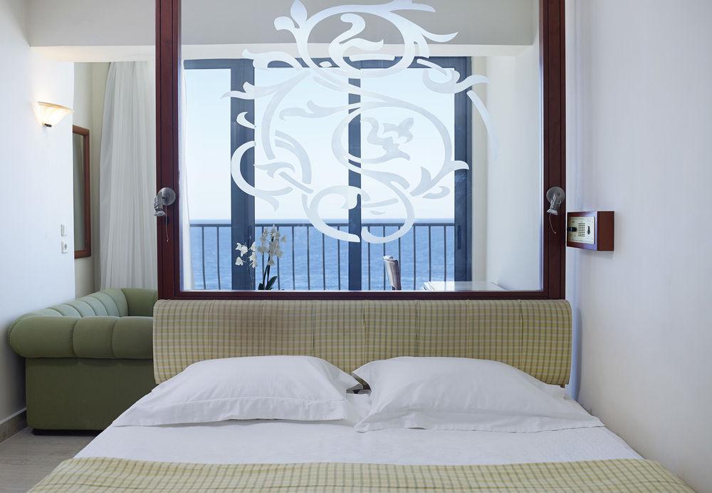 Hotel Mitsis La