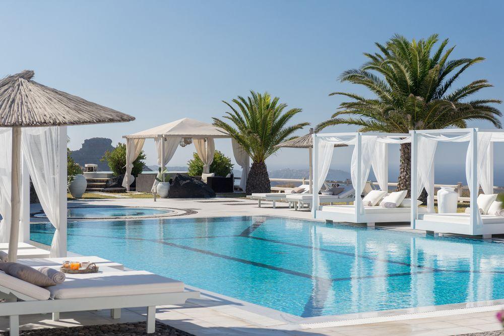 Hotel Pantheon Deluxe 4*