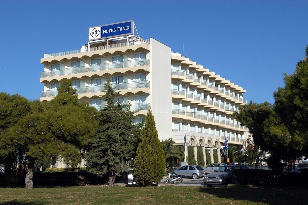 Ace & Swim Club Athens Hotel