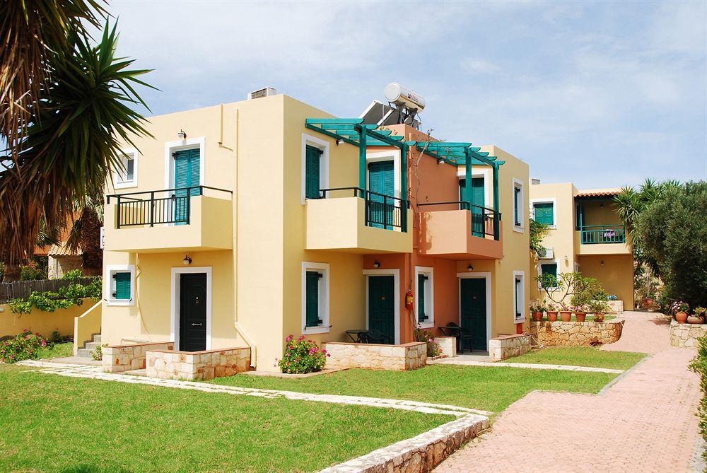 Golden Valantin Apartment