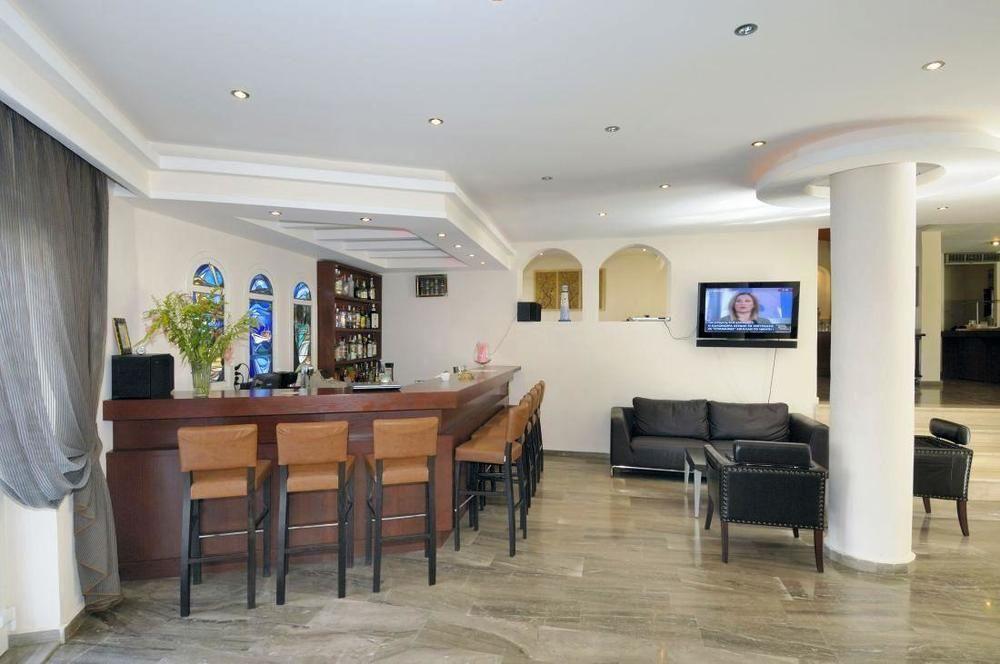 Hotel Little Tympaki