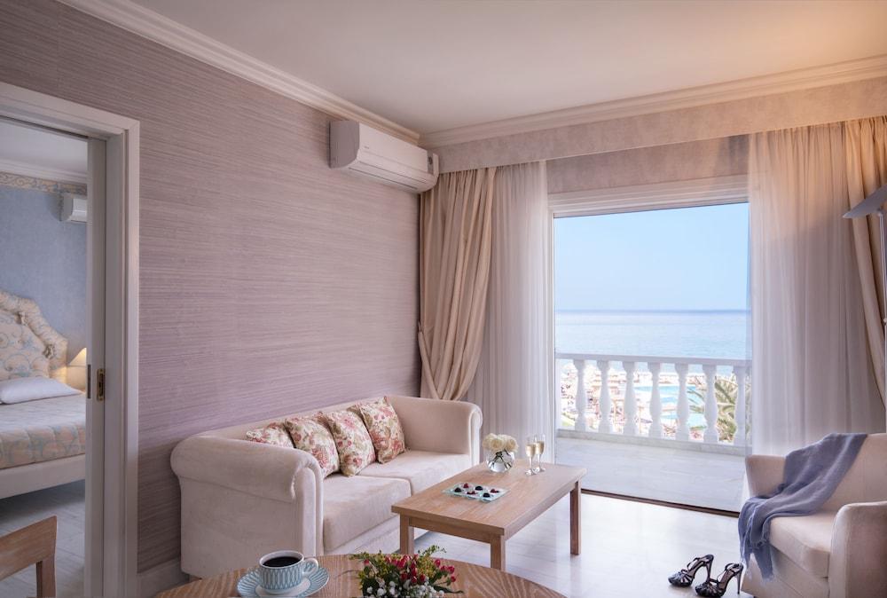 Resort Mitsis Rinela 5*