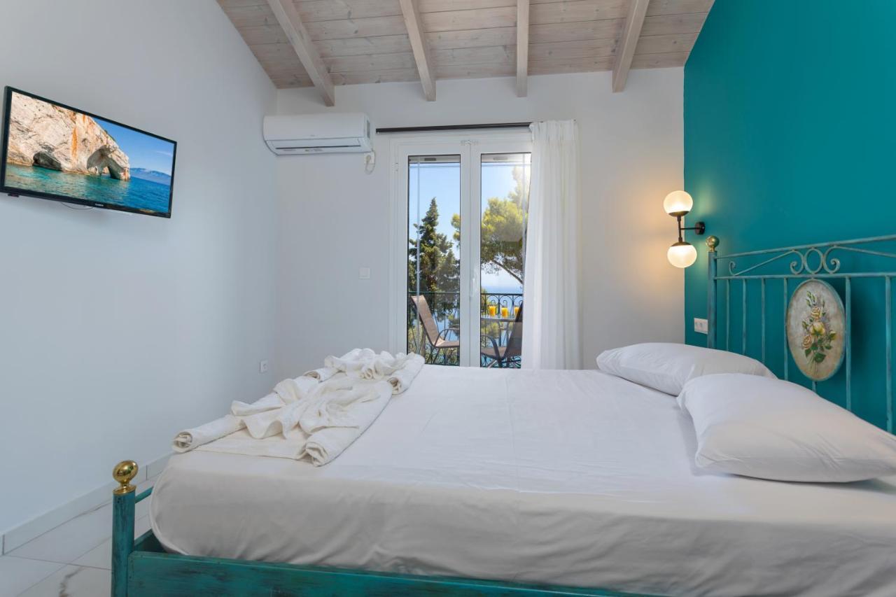 Kouros Hill Aparthotel