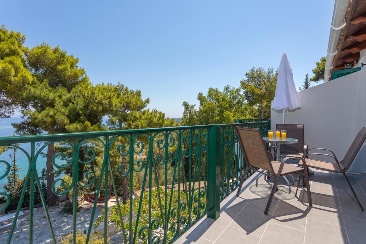 Kouros Hill Aparthotel Xirokastellon