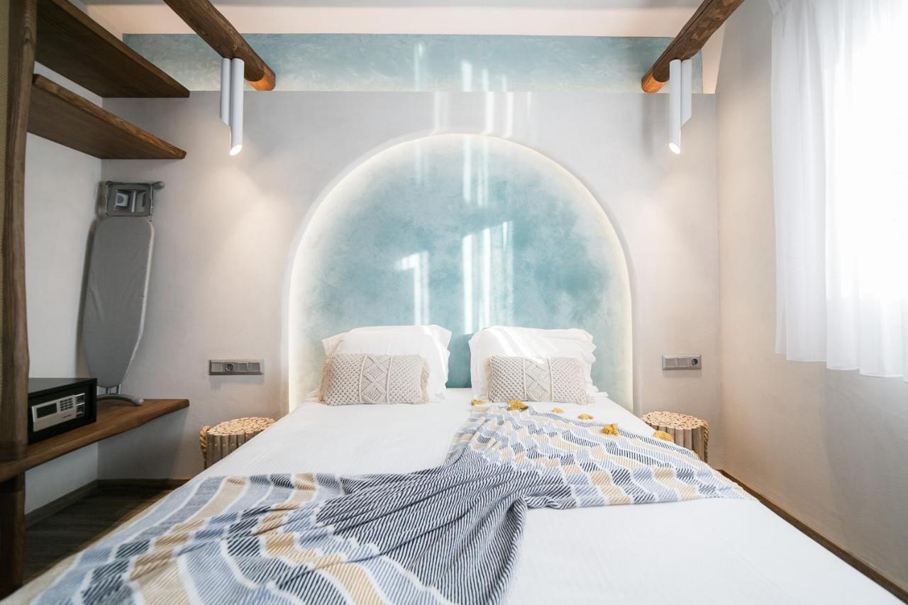 Sunrise Village Aparthotel Skopelos Town