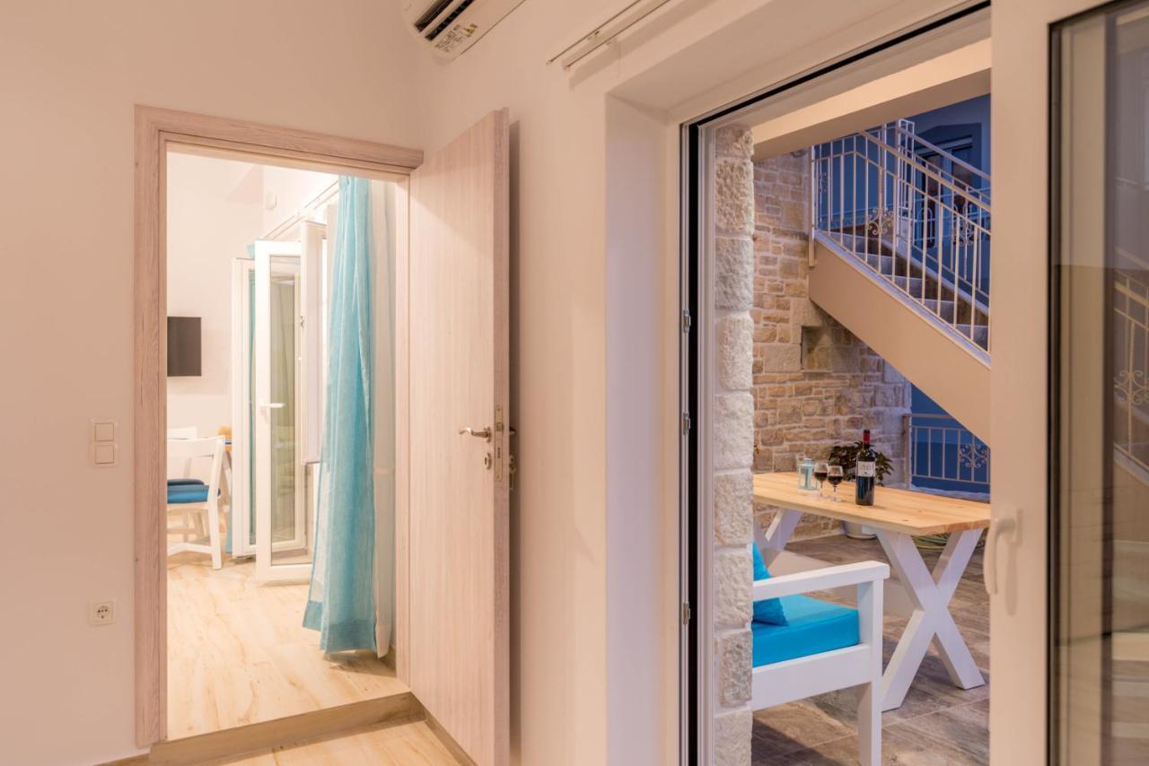 Efkosmias Apartment Pitsidia