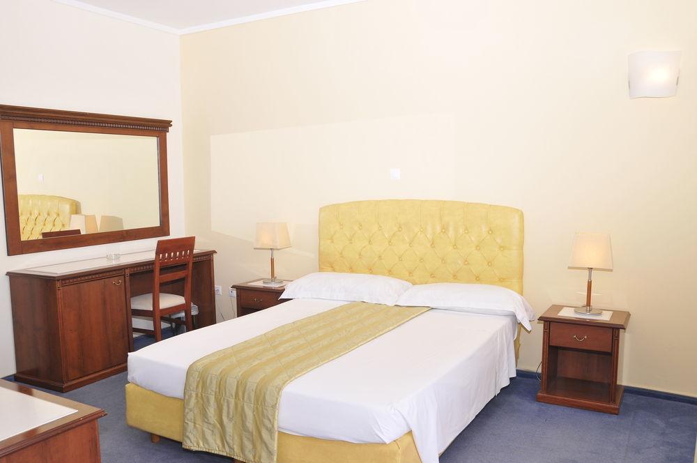 Tinos Beach Hotel