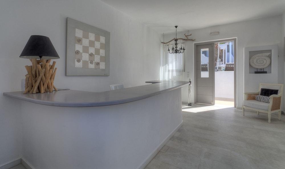 Lilly Residence-all Sea View Suites, Adults Only 5*