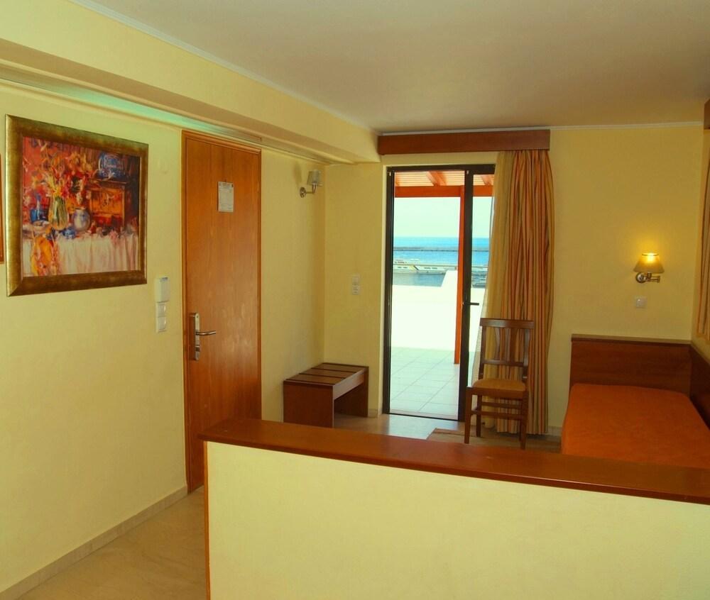 Elysee Hotel Sitia (Crete)