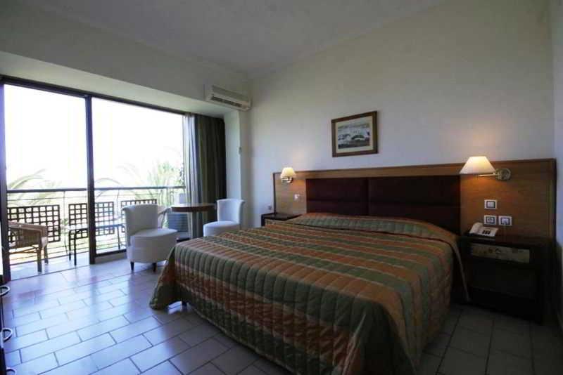 Hotel May Beach Hotel