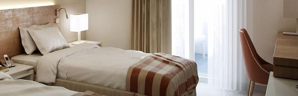 Klelia By Zante Plaza Hotel 4*