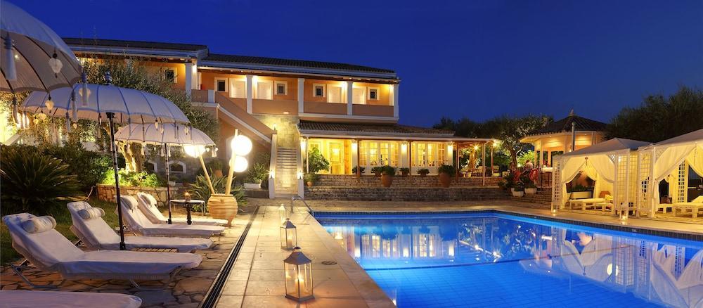 Nefeli Hotel Kommeno (Corfu)