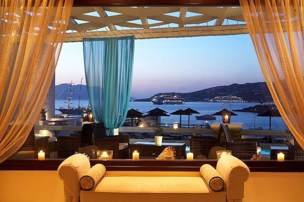 Grand Hotel Mykonos Town